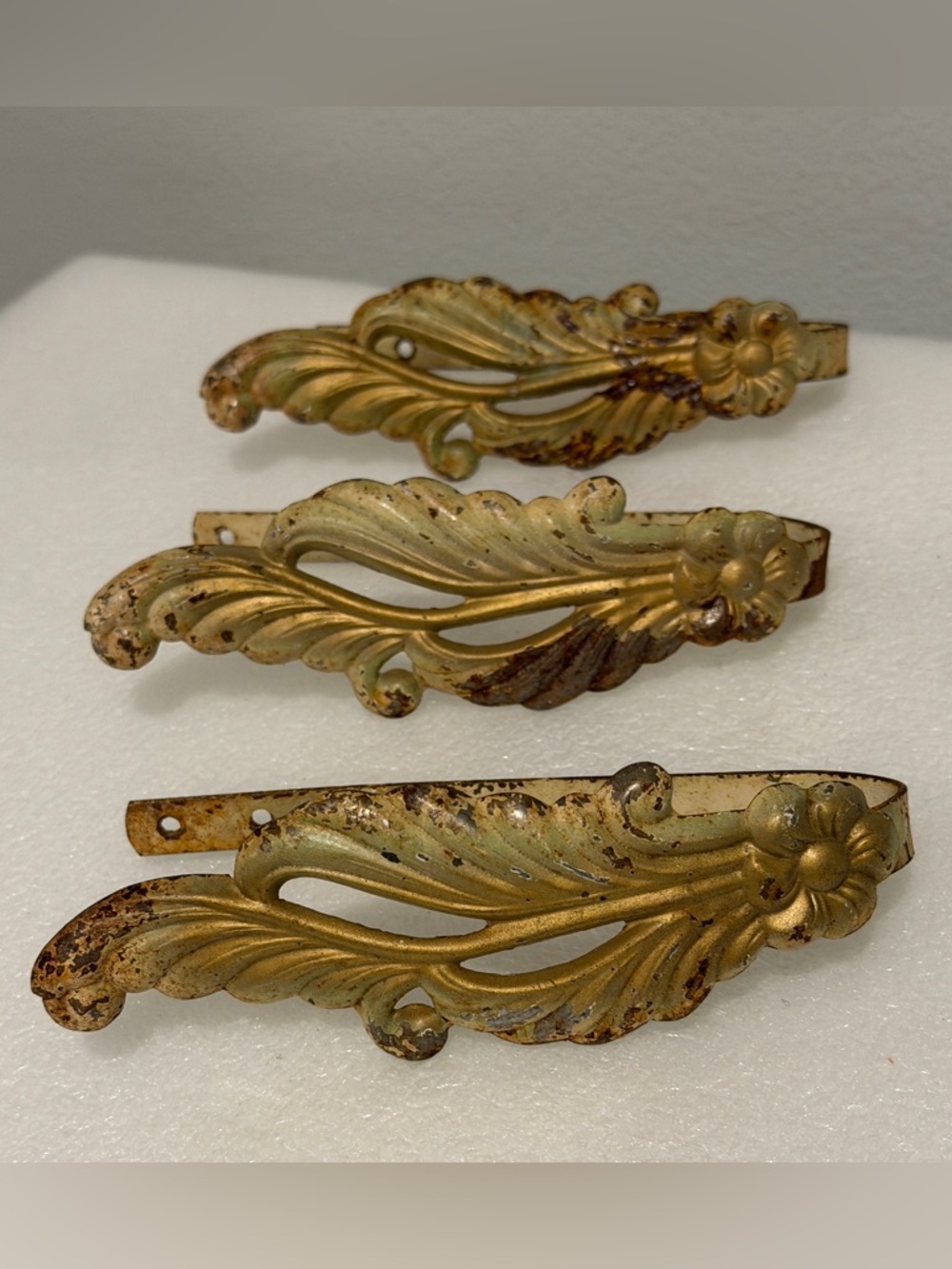 3 Vintage Leaf Design Metal Curtain Tiebacks Holdbacks Drapery Hardware
